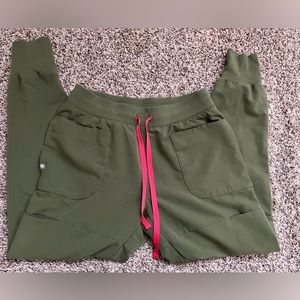 Small Figs Olive Green